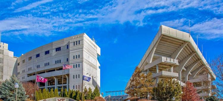 拉德福德拉昆塔温德姆酒店(La Quinta Inn by Wyndham Radford)图片