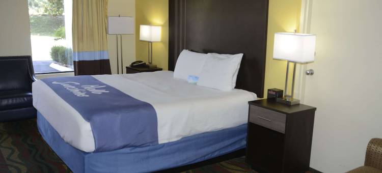 赛维尔维尔州际雾山戴斯酒店(Days Inn by Wyndham Kodak/Sevierville Intrstate SmokeyMntns)图片