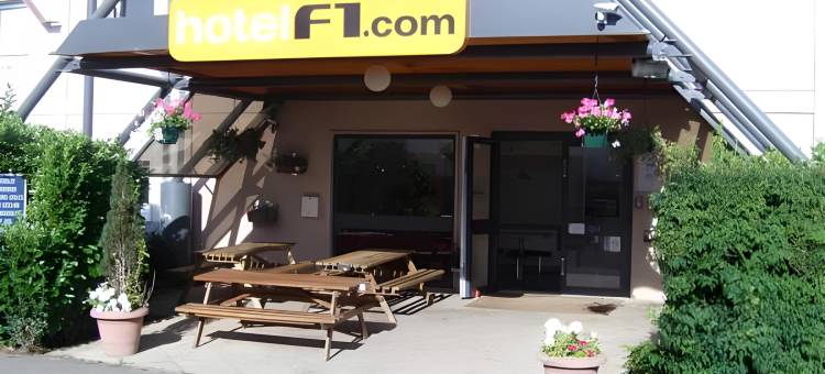 多勒汝拉 F1 酒店(Hotelf1 Dole)图片