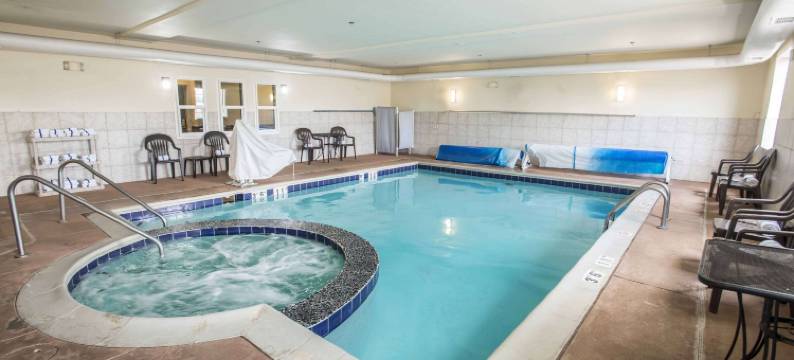 舒适套房酒店(Comfort Suites)图片