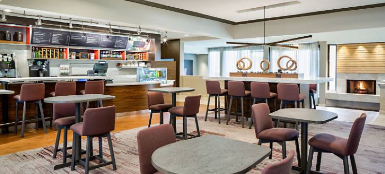 达拉斯阿林顿/娱乐区万怡酒店(Courtyard Dallas Arlington/Entertainment District)图片