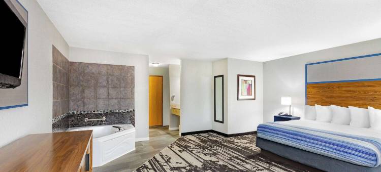 佩拉美吟温德姆酒店(AmericInn by Wyndham Pella)图片