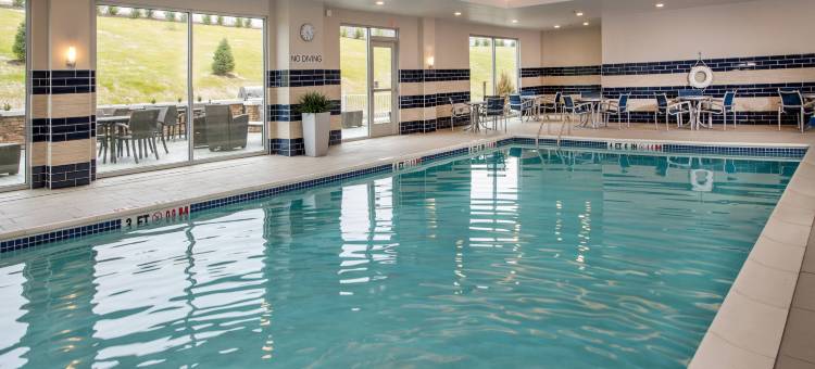 阿尔图纳万枫套房酒店(Fairfield Inn & Suites Altoona)图片