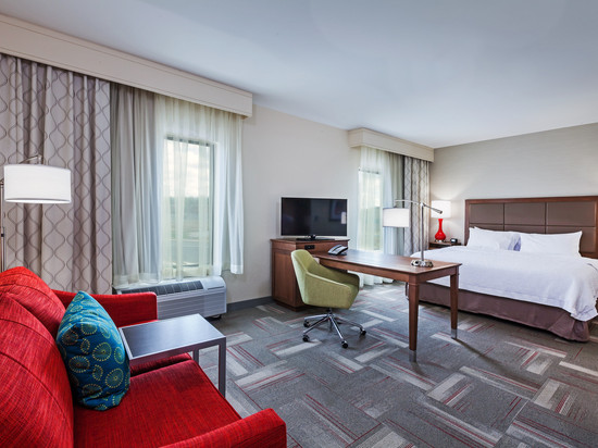 克莱尔莫尔欢朋酒店及套房