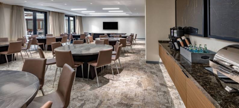 亚特兰大米德顿万豪 AC 酒店(AC Hotel by Marriott Atlanta Midtown)图片