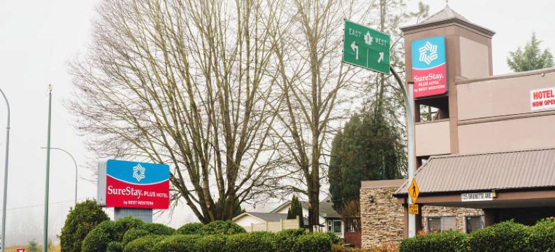 科奎特兰贝斯特韦斯特舒适普拉斯酒店(SureStay Plus by Best Western Coquitlam)图片