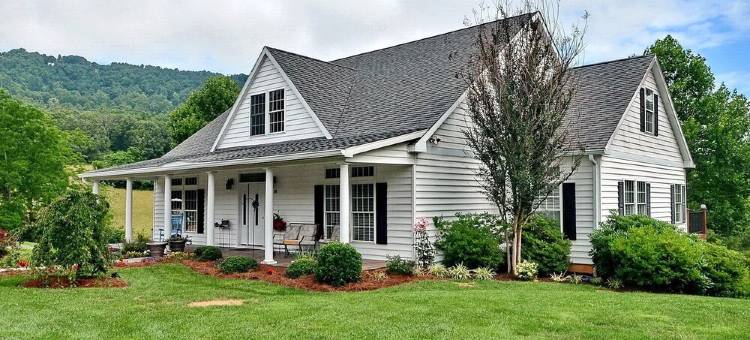 北卡Mama Dee's Hide Away!! 阿什维尔您的家公寓(Mama Dee's Hide Away!!  Your home while in Asheville NC)图片