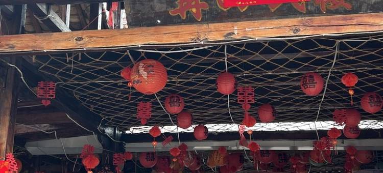 摩登空间1店民宿(经四路分店)图片