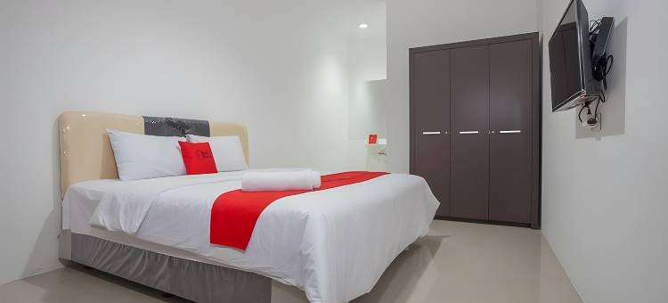 红多兹酒店-泗水科塔加亚(RedDoorz @ Kertajaya Surabaya)图片