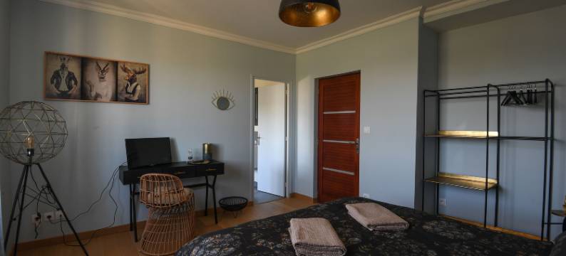 介于土地和海洋之间(Entre Terre et Mer)图片