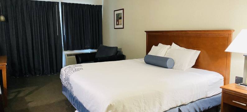 弗利特伍德汽车旅馆(Fleetwood Inn Suites)图片