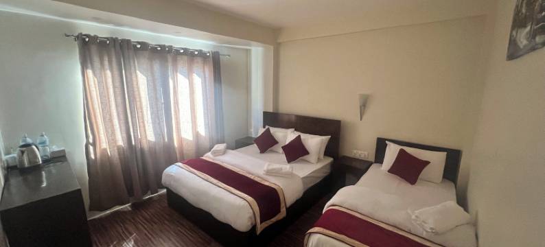 脚踏实地酒店(Hotel down to Earth)图片