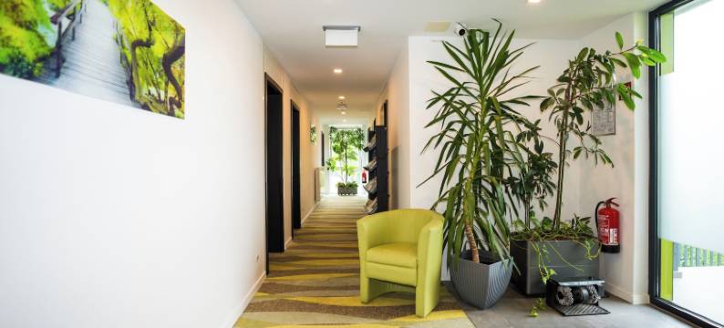 民宿 奥特莱斯酒店 – 梅青根 – 巴德乌拉赫 - 免费停车(B&B Outlet Hotel - Metzingen - Bad Urach - Free Parking)图片