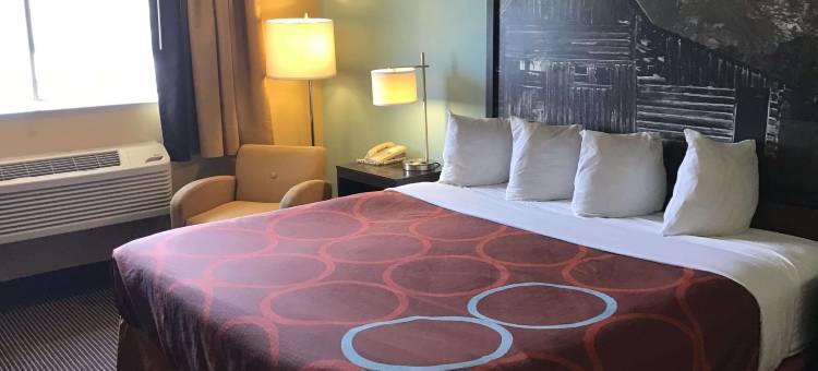 卡斯帕东-埃文斯维尔温德姆速8酒店(Super 8 by Wyndham Casper East/Evansville)图片