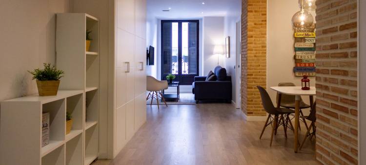阿雷纳套房(Arenal Suites Puerta del Sol)图片