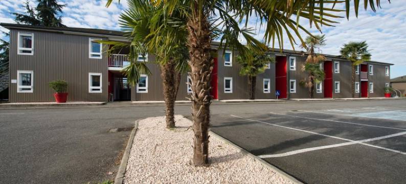 莱斯卡尔快捷酒店(Brit Hotel Essentiel Pau Lescar)图片