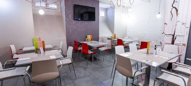 利尔塔德广场小皇宫酒店(Petit Palace Lealtad Plaza)图片