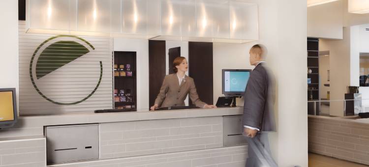 卡尔加里国际机场源宿酒店(Element Calgary Airport)图片