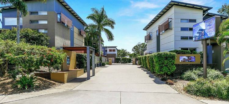 后甲板酒店(Quarterdecks Retreat)图片