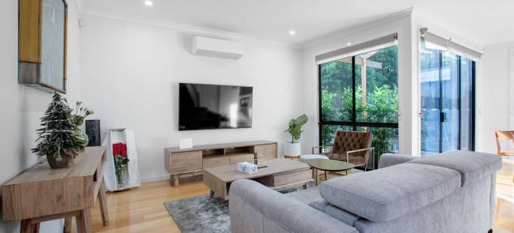 印象深刻宽敞的新城镇房屋@普雷斯顿(Impressive & Spacious New Townhouse@Preston)图片