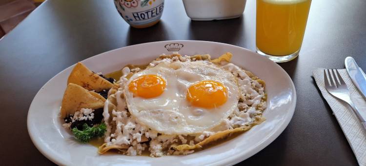库埃纳瓦卡阿里斯托斯米拉多尔酒店(Hotel Aristos Cuernavaca)图片