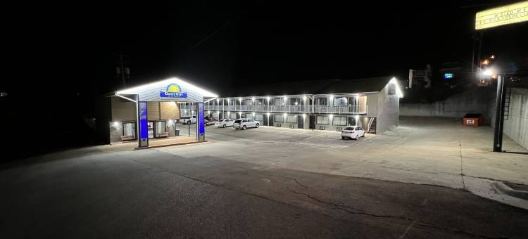 布兰森戴斯酒店 - 近剧院区(Days Inn by Wyndham Branson Near Theatre District)图片