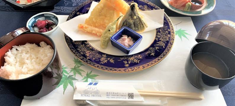 优哈池皇家酒店(Royal Hotel Uohachi)图片