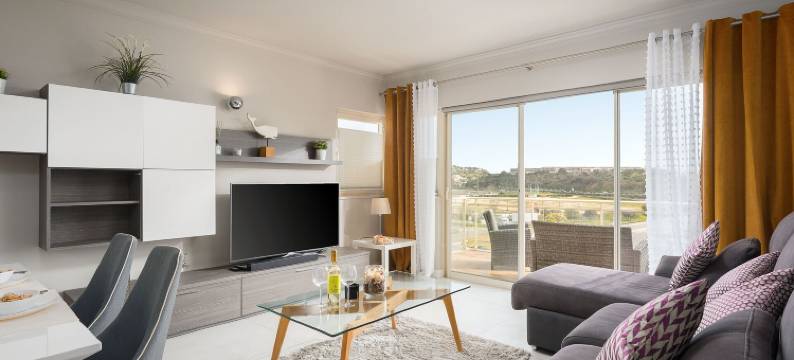 拉各斯露台泳池之家(LAGOS TERRACE WITH POOL by HOMING)图片