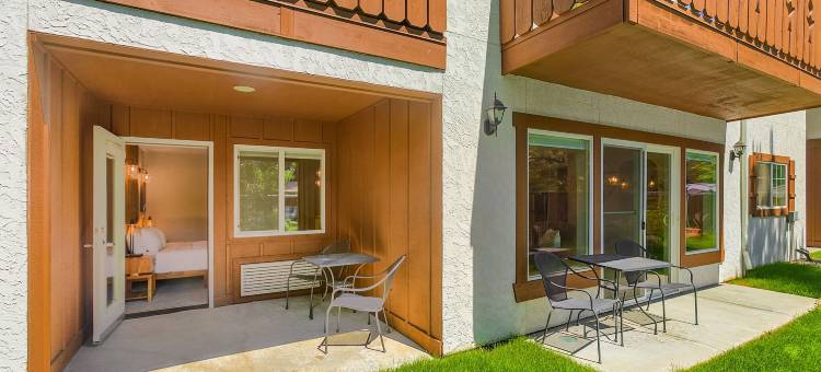 冰矛村雪暴工作室(Snowstorm Studio on Icicle Village)图片