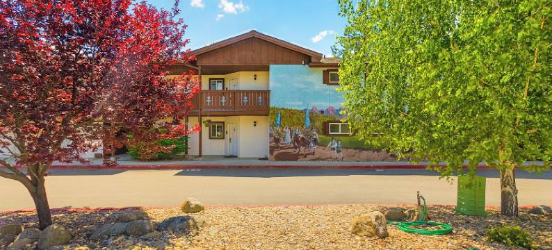 达莎的单板滑雪道 - 冰柱村(Dasha's Snowboard Track - Icicle Village)图片