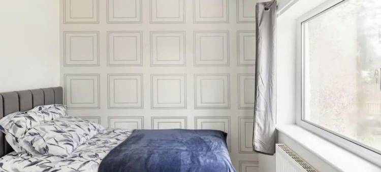 来布莱克本迷人的5居室房子里放松身心(3 Bed House - Sleeps 5 - Parking - Garden - Wifi)图片