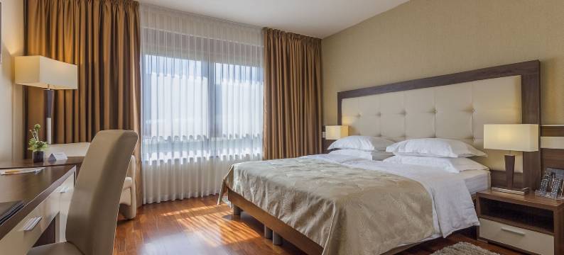 德杰尼伽酒店(Hotel Degenija)图片