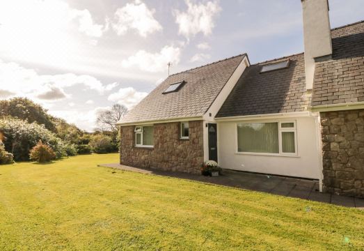 Llain Bach Hotel Overview