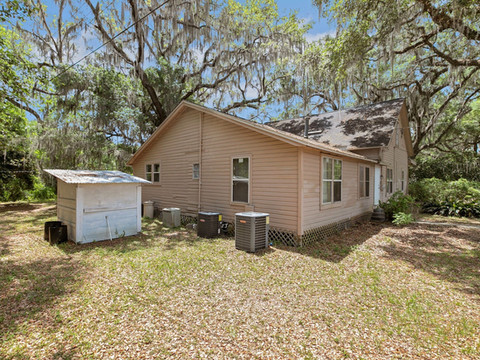 偏僻的庞德罗莎 5 卧室农舍