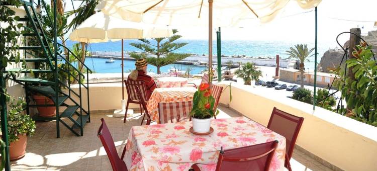 艾克顿客房酒店(Akteon Rooms)图片