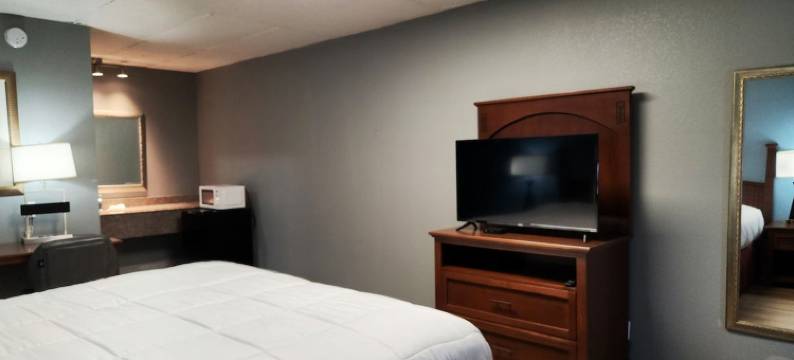 OYO 92707482 昆恩维尔梅纳行政旅馆(Executive Inn by OYO Queenville Mena)图片