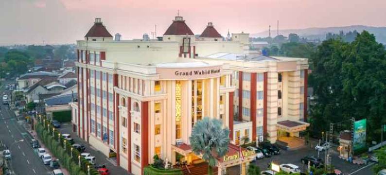 萨拉提加瓦希德大酒店(Grand Wahid Hotel Salatiga)图片