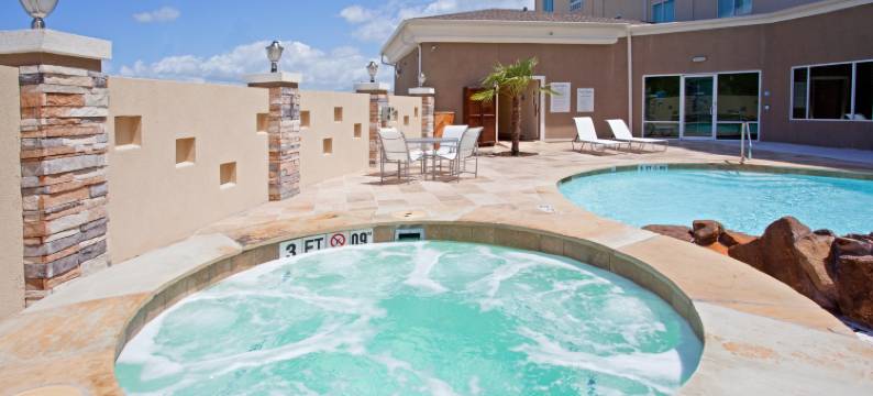 智选假日套房酒店休斯敦航天中心 - 清澈的湖水(Holiday Inn Express & Suites HOUSTON SPACE CTR - CLEAR LAKE by IHG)图片