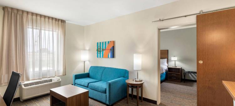 达拉斯南兰开斯特美茵斯坦套房酒店(MainStay Suites Lancaster Dallas South)图片