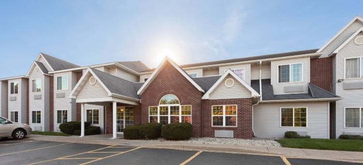 拉辛美洲最佳价值套房酒店(Americas Best Value Inn and Suites Racine)图片