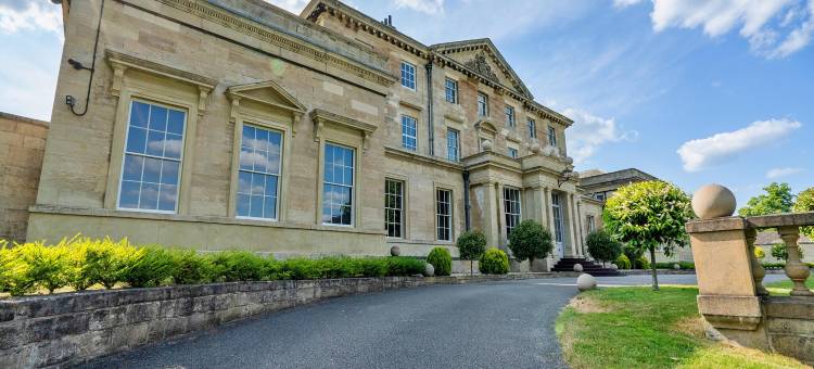 乔治安庄园希克尔顿设有17英亩花园的度假屋(Georgian Hall in Hickleton with 17-Acre Gardens)图片