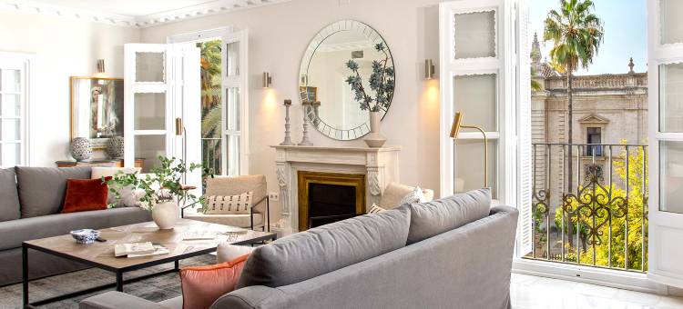 Spectacular 4BD apartment near Alcazar. San Fernando图片