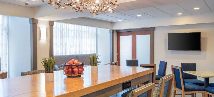 亚克朗南欢朋酒店(Hampton Inn Akron-South)图片