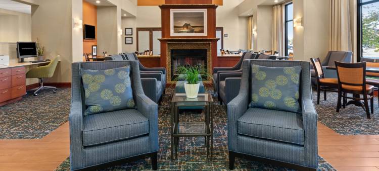 希尔顿欢朋套房酒店-伯灵顿(Hampton Inn & Suites Burlington)图片