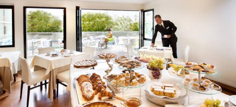 撒丁岛套房和餐厅酒店(Sardegna Hotel - Suites & Restaurant)图片