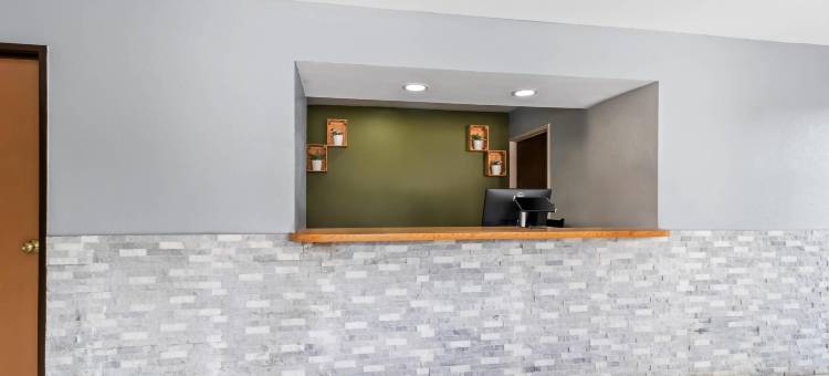 罗德威旅馆德尔蒙特(Rodeway Inn Delmont)图片