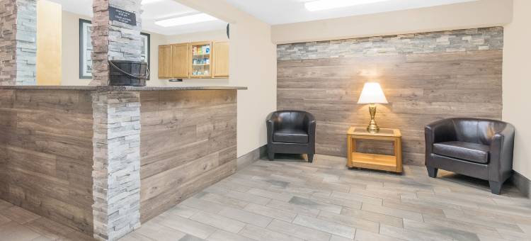 沃特敦速8酒店(Super 8 by Wyndham Watertown)图片