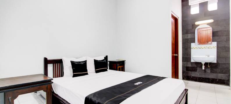 Capital O 93842 佐沃塞戈罗度假村靠近潘泰塞潘让(Capital O 93842 Jowo Segoro ResortNearPantai Sepanjang)图片