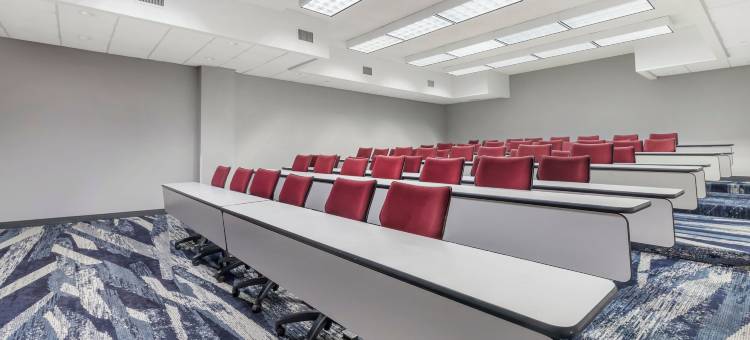 舒适酒店及套房麦迪逊机场(Comfort Inn & Suites Madison - Airport)图片