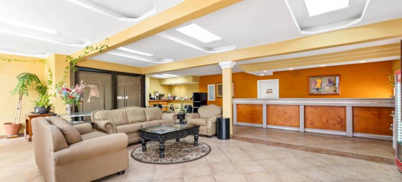 德里奥伊克诺旅馆(Econo Lodge Del Rio)图片